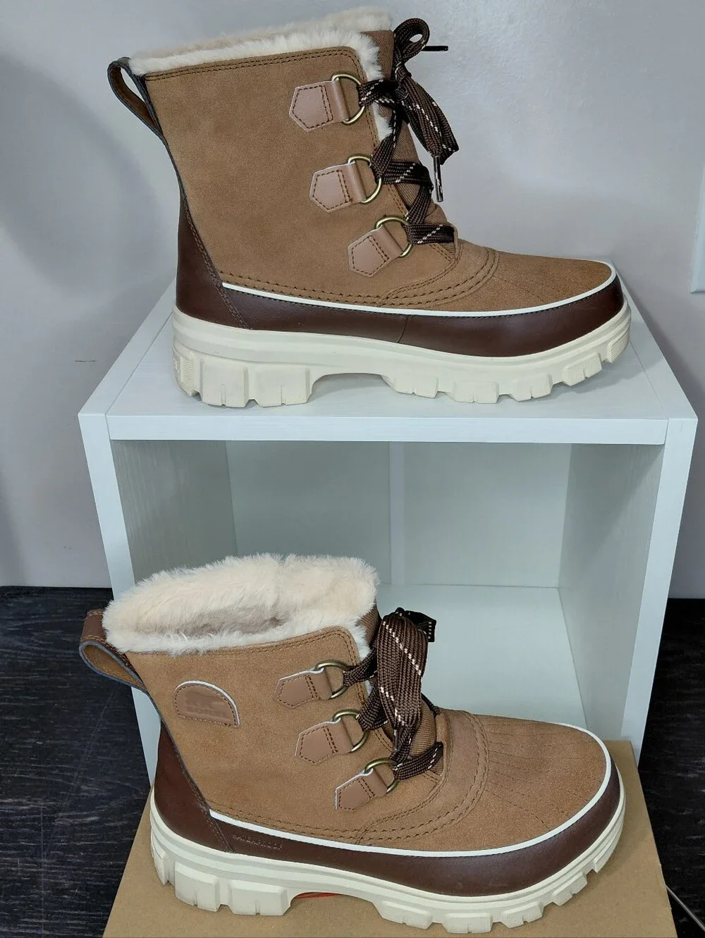 Sorel Tan and Cream Faux-Fur Lined Winter Boots - Women's Size 10